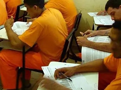 Mais de 1,5 mil presos em MS realizam provas do Enem nos dias 10 e 11