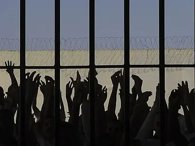 Senado aprova fim da "saidinha" de presos