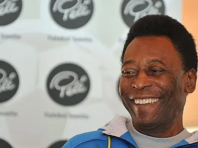 Certidão de óbito mostra causas da morte de Pelé