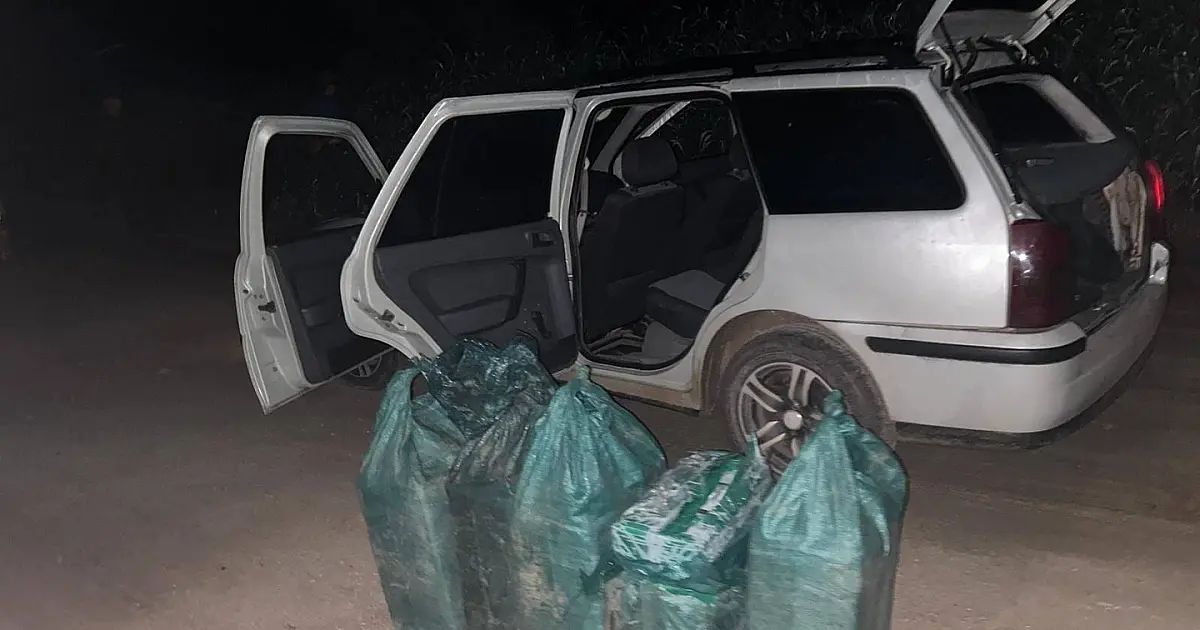 Mais de 160 quilos de cocaína são apreendidos em carro na Estrada do Lixão