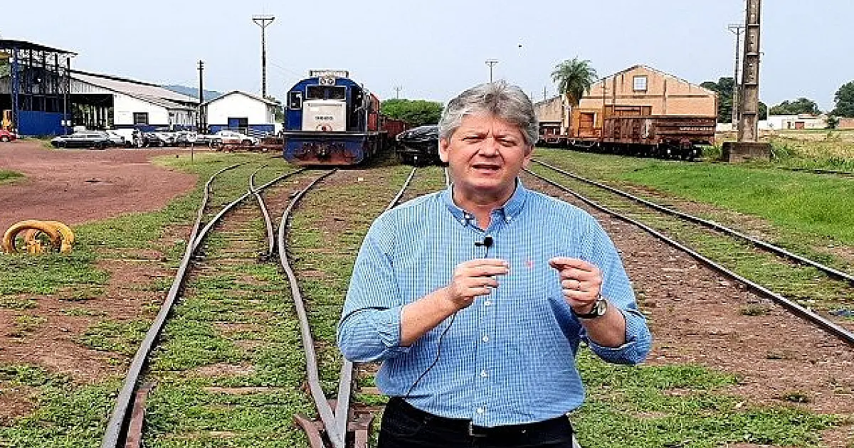Malha Oeste volta a operar após sete anos desativada