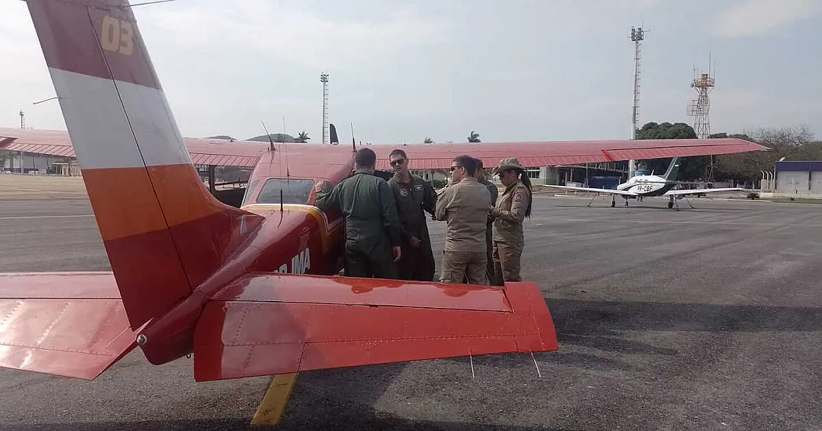 Aeronaves de reforço para combater o incêndio florestal chegam em Corumbá
