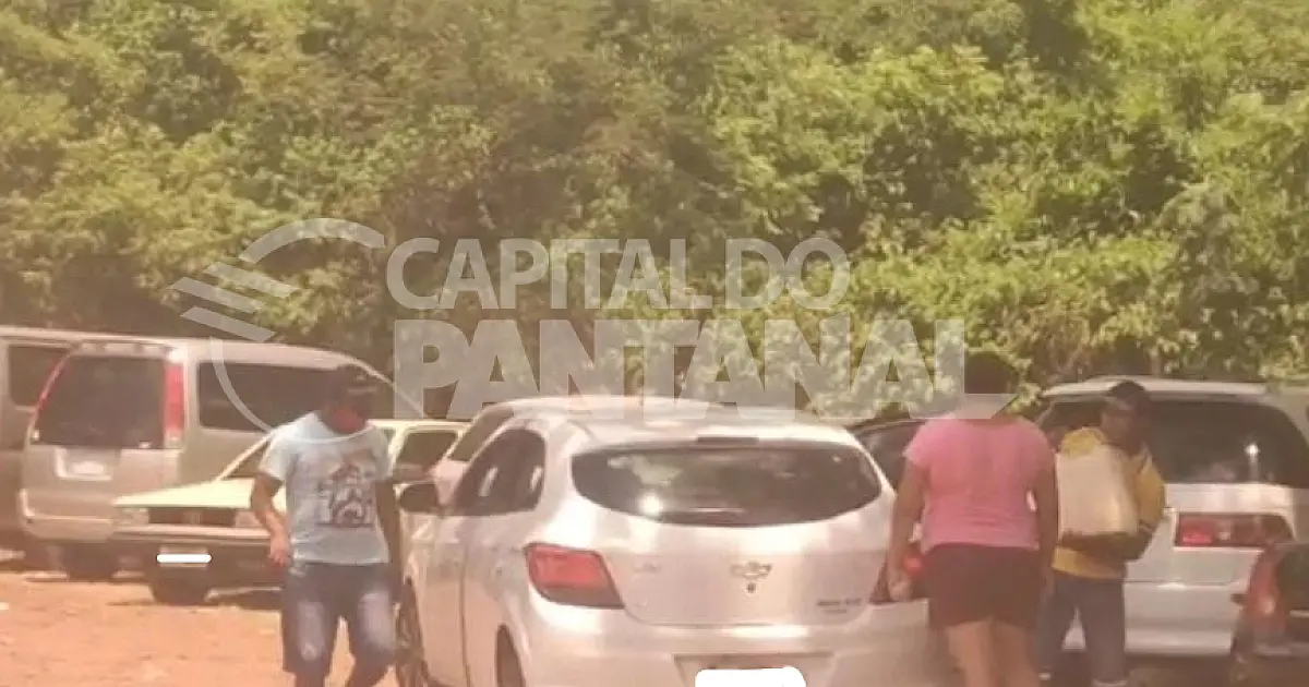 Bolivianos denunciam 'paro' como pretexto para contrabando e venda de gasolina com ágio