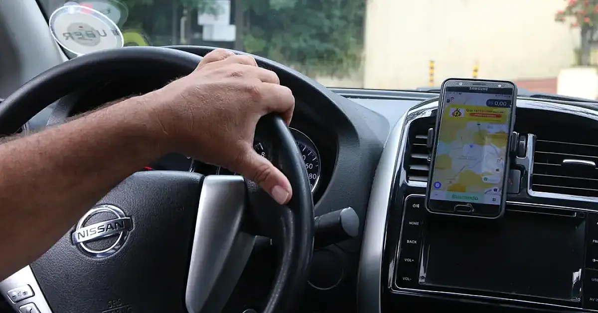 Entenda o que pode mudar no trabalho de motoristas de aplicativo
