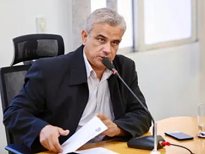Luciano Costa pede fim da espera de seis meses para professores que cumprem contratos na Reme