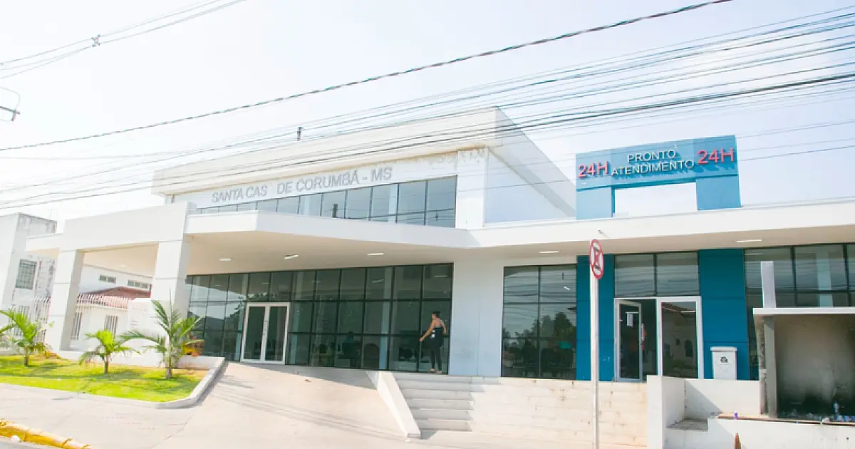 Motociclista sofre queda acidental e morre em parada cardiorrespiratória no PS