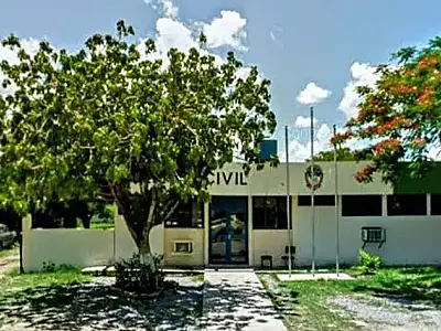 Jovem cai de cavalo durante corrida, bate a cabeça em poste e morre