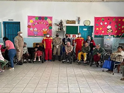 Projeto dos Bombeiros em Corumbá proporciona atividades físicas para idosos do Asilo São José