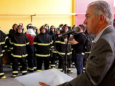 Governador promove 22 bombeiros militares por antiguidade