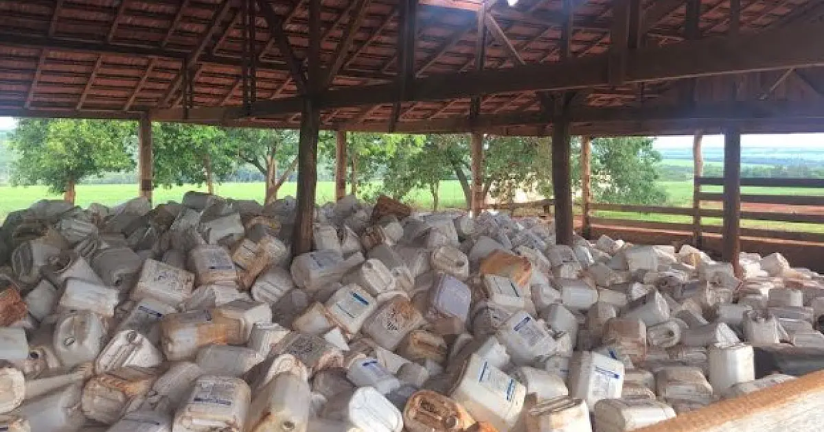 Arrendatária rural é multada em R$ 20 mil por armazenamento ilegal de embalagens de agrotóxicos