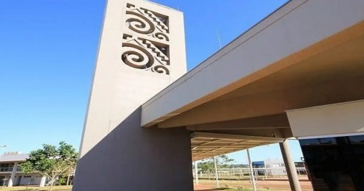 Sancionada Lei que reformula carreira dos técnicos de educação da UEMS