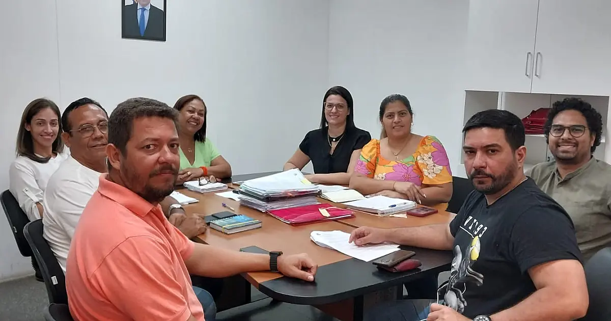 Reunião define estratégia de fiscalização em combate ao mosquito da dengue