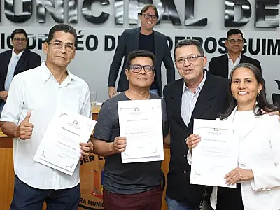 Câmara homenageia desportistas por incentivar o futebol master em Corumbá