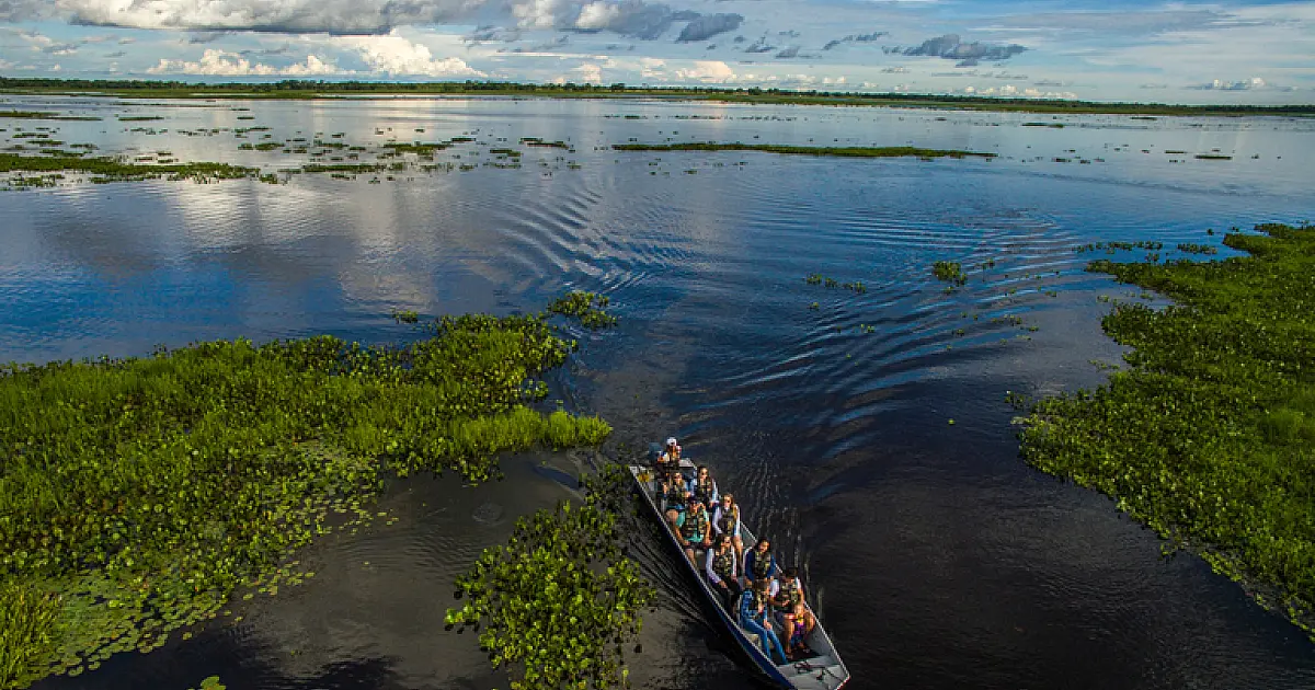 Pesca esportiva no Pantanal de Corumbá é vivenciar a vida pantaneira no curso do rio