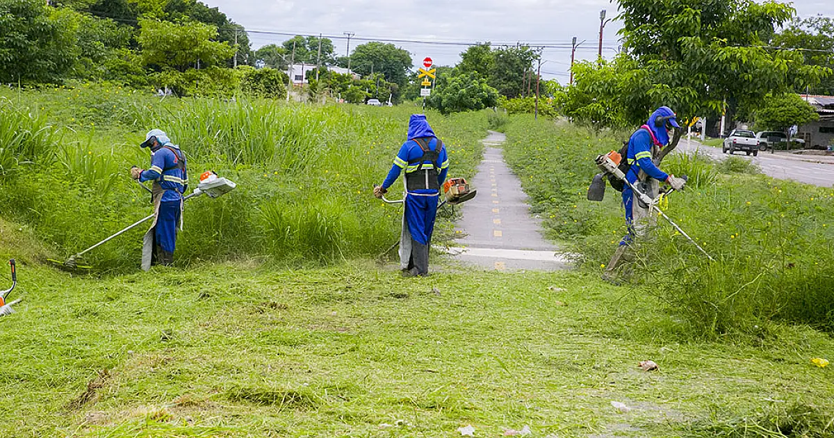Prefeitura dá inicio a operação de limpeza urbana em Corumbá