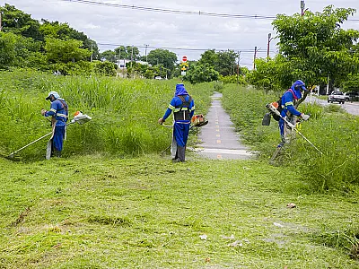 Prefeitura dá inicio a operação de limpeza urbana em Corumbá