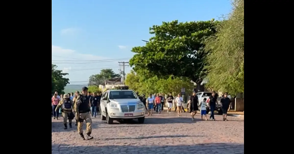 Cortejo em homenagem ao Guarda Municipal reúne família e amigos nas ruas de Corumbá