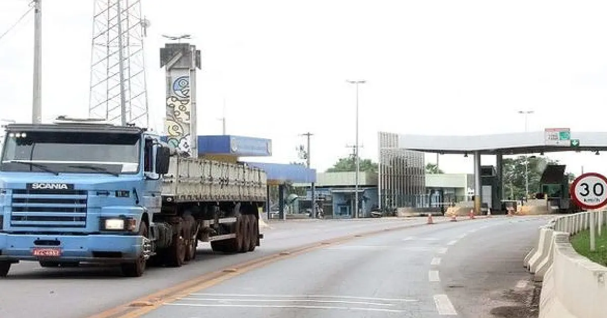 Carros vão pagar R$ 15,90 com retorno do pedágio na ponte sobre o Rio Paraguai