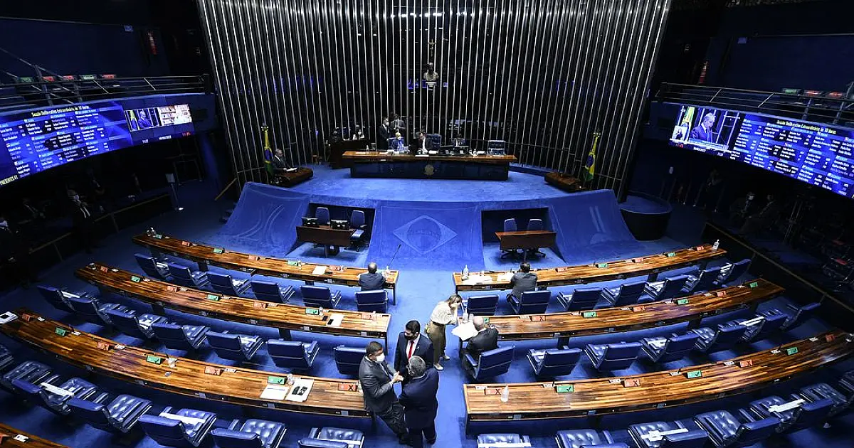 Câmara aprova novas regras para seguro obrigatório de veículos