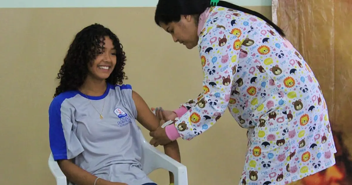 Crianças e adolescentes da Cidade Dom Bosco recebem ações de saúde preventiva