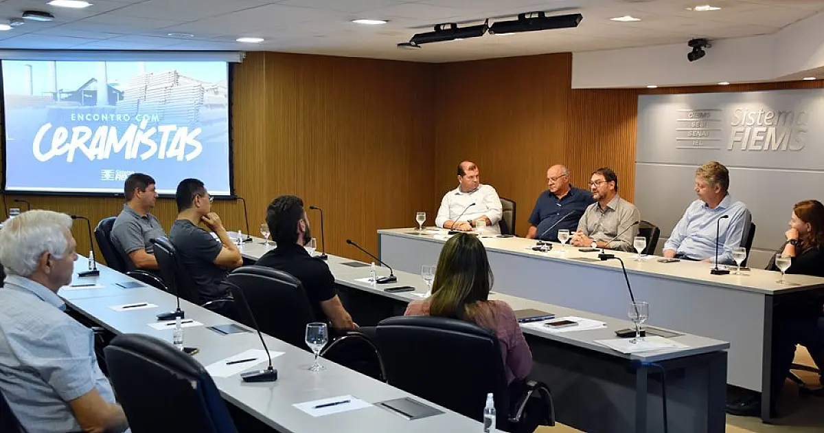 Em encontro com Longen, empresários da indústria cerâmica de MS discutem desafios do setor