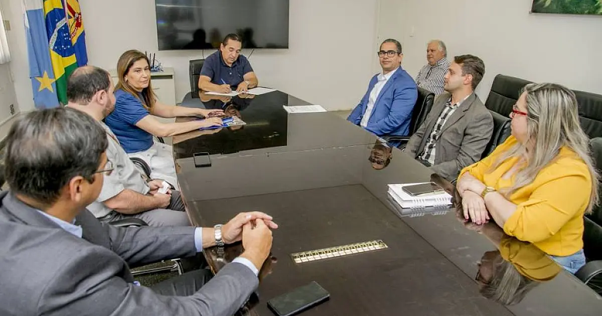 Corumbá assina Contrato Organizativo com instituições de ensino