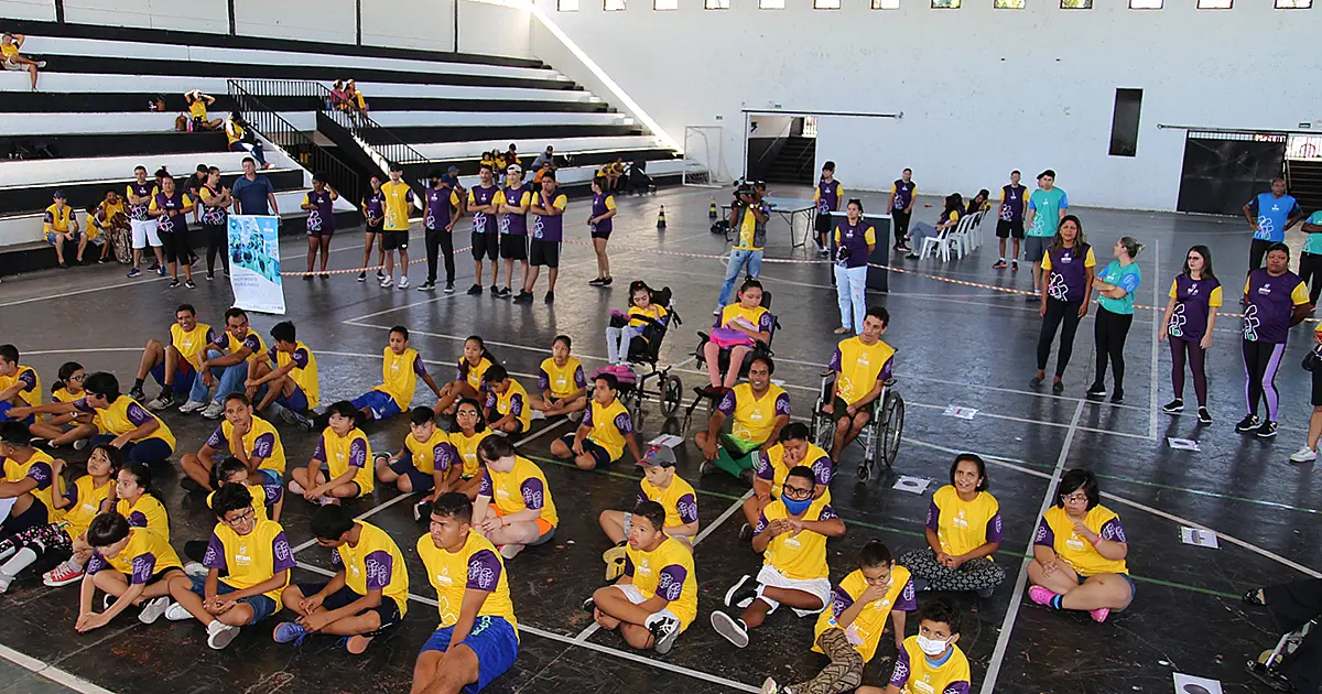 Festival Paralímpico Loterias Caixa reúne 175 crianças na primeira etapa Corumbá