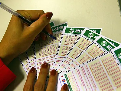 Mega-Sena sorteia nesta quarta-feira prêmio estimado em R$ 9 milhões