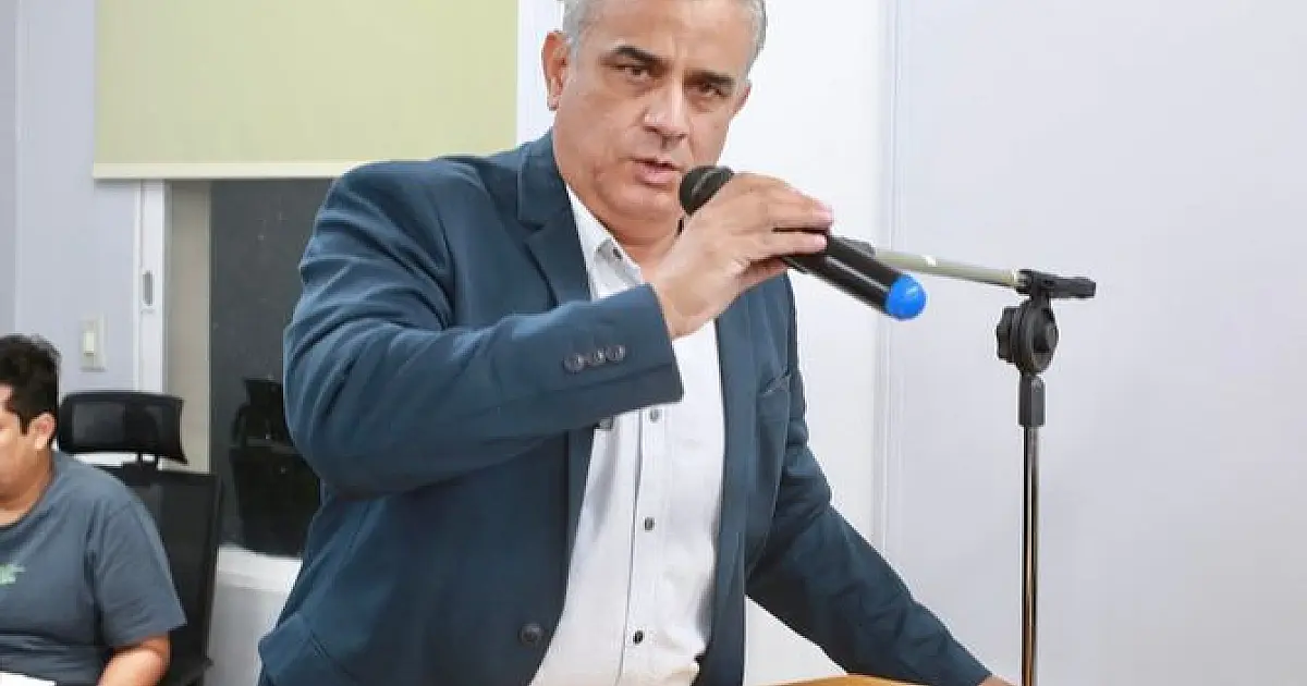 Luciano Costa busca informações sobre ativação do aterro sanitário