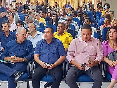 Prefeito anuncia pacote de obras com recursos próprios e do governo