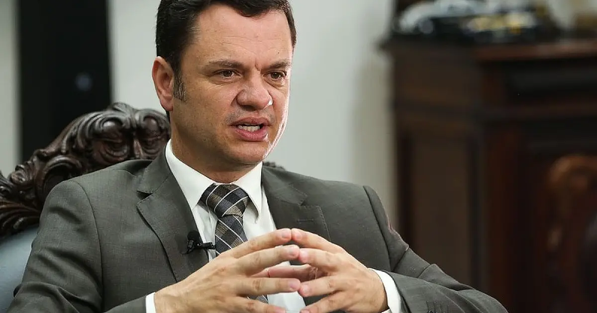 Durante maior seca dos últimos 100 anos, número de queimadas florestais reduziu em 24%, diz ministro