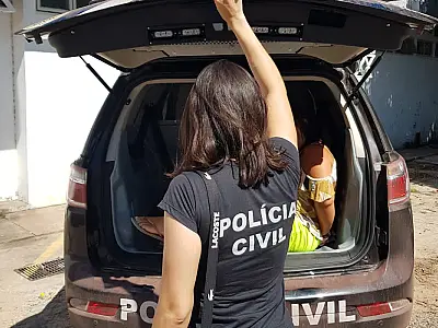 Polícia recupera TV furtada e prende mulher por receptação