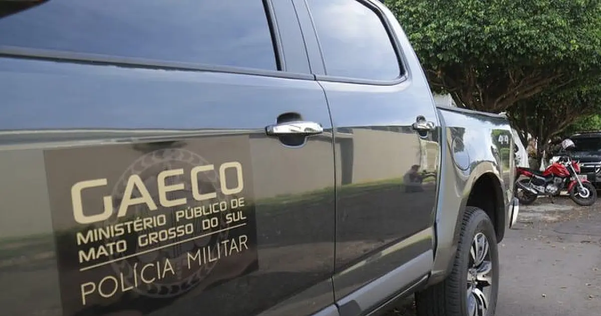 Adjunto de Educação, técnica da SAD e mais dois são presos em operação do Gaeco