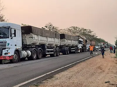 Acidente com 2 mortos é alerta para risco dos comboios de caminhões em rodovia