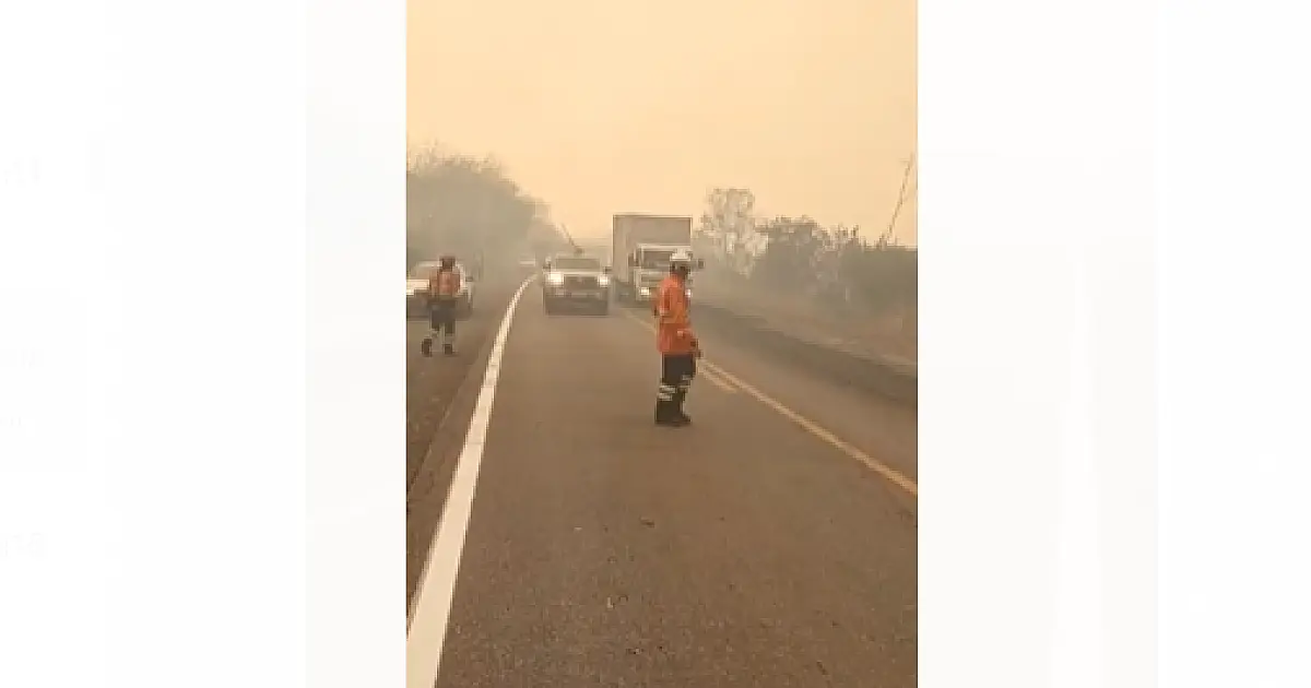 Fogo impõe controle de tráfego na BR 262
