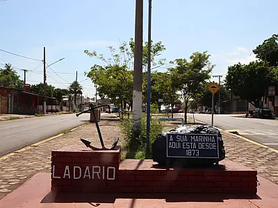 Ladário comemora o Dia Nacional da Saúde com ação no centro