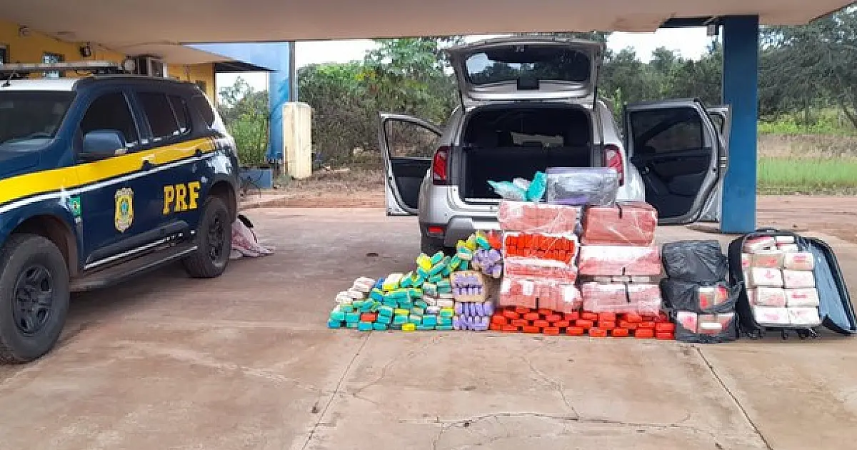 Dupla é presa com 284 kg de maconha na BR 262