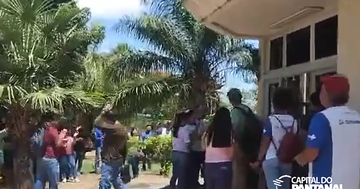 Agentes Comunitários de saúde e Endemias cobram pagamento de adicional