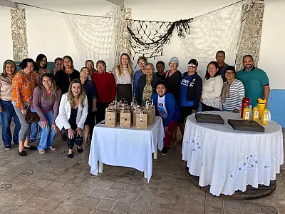 Pacientes em tratamento oncológico pelo SUS podem fazer aula de hidroginástica
