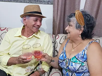 Amor que resiste ao tempo inspira o Dia dos Namorados com 56 anos de história