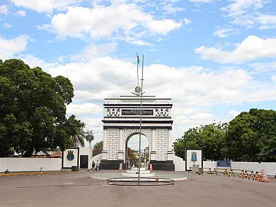 Marinha abre 20 vagas para fuzileiro naval em Ladário com salário de até 2,2 mil
