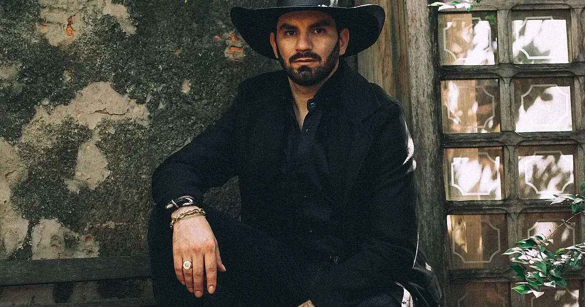 Após sucesso de single, Loubet lança primeira parte do DVD em comemoração aos 10 anos de carreira