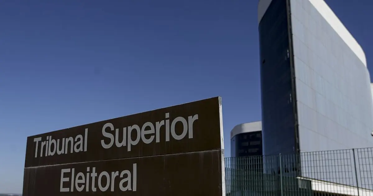 TSE aprova regras para restringir live eleitoral em residência oficial