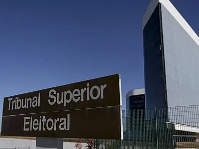 TSE aprova regras para restringir live eleitoral em residência oficial