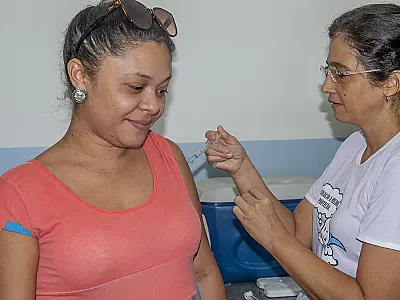 Centro de Saúde da Ladeira e UBSF Simone Flores estarão abertas neste sábado