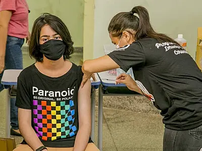 Corumbá amplia vacina bivalente para todos acima de 18 anos