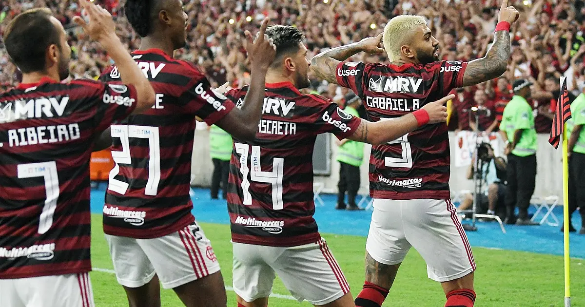 Flamengo segue para final da Libertadores após massacre de 5 X 0 no Grêmio