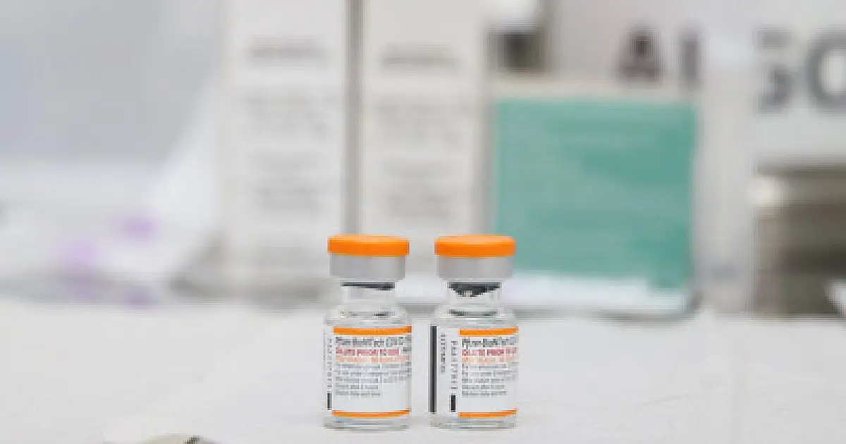 Vacina da Pfizer para crianças só será liberada após aval do ministério da saúde