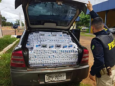 PRF apreende 20 mil maços de cigarro contrabandeados em Maracaju