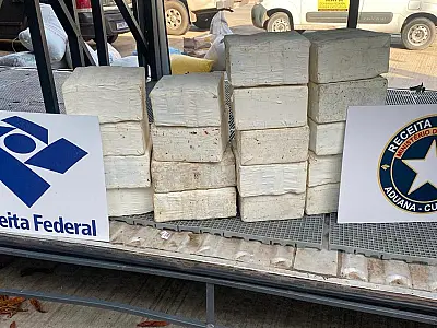 Operação conjunta apreende 115 kg de cocaína camufladas em sacas de pimenta